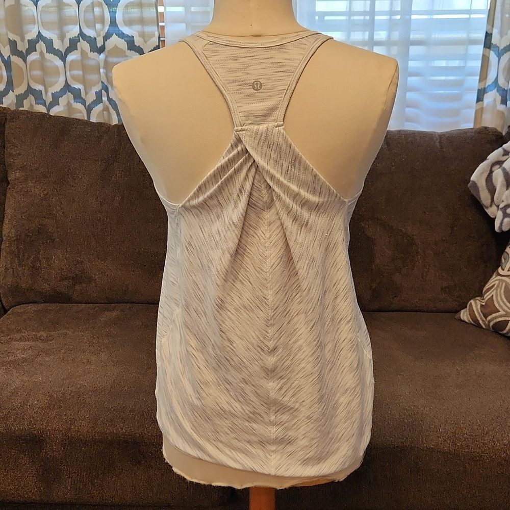 Lululemon Razorback Tank Top - Picture 7 of 11